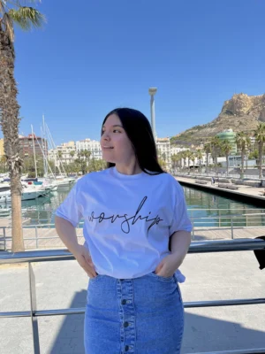 Camiseta Worship Blanca